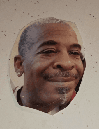 Robert Lindsay Obituary